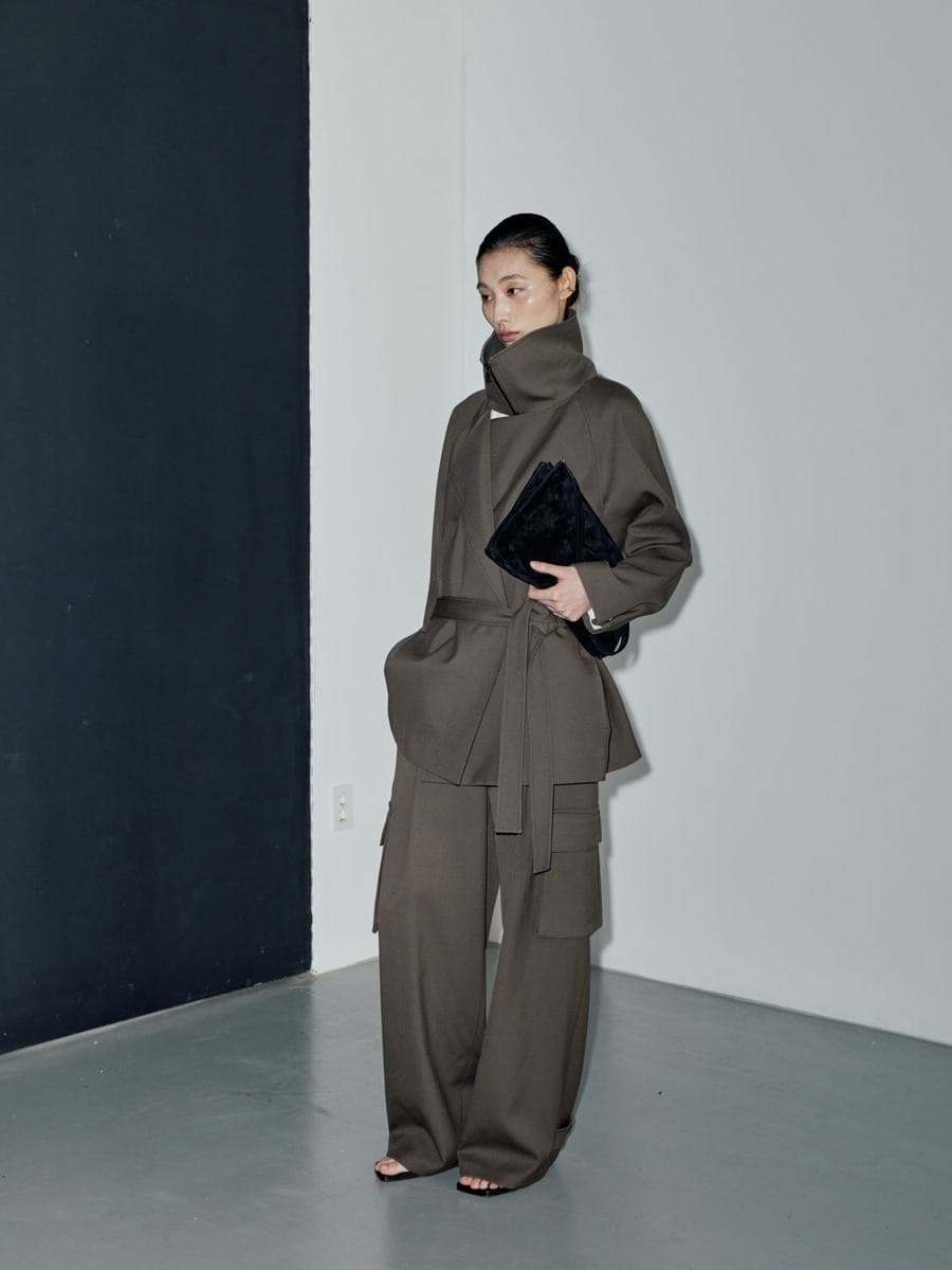 BLOSSOM look 1